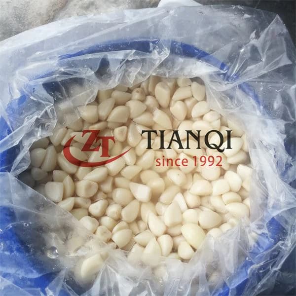 Чеснок в рассоле 25кг/бочка