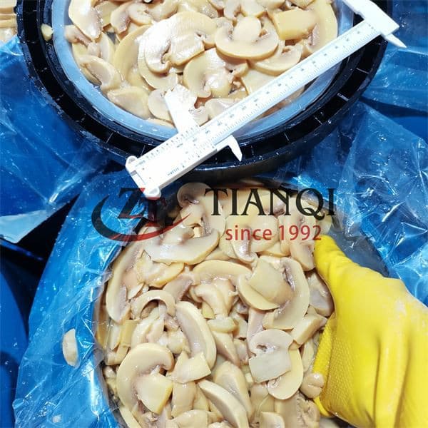 Соленые грибы высшего качества в бочках PNS